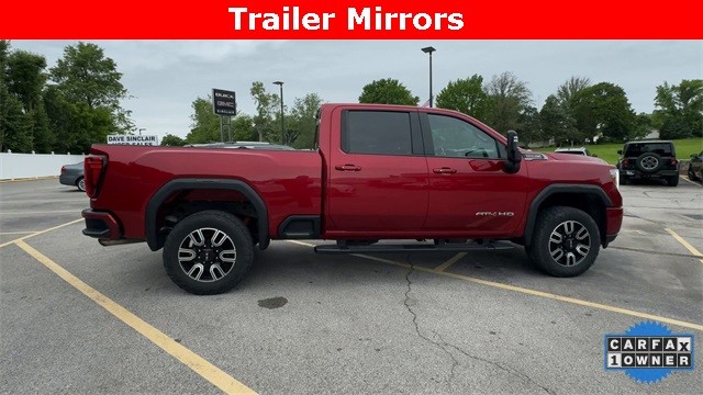 GMC Sierra 2500HD Vehicle Full-screen Gallery Image 11