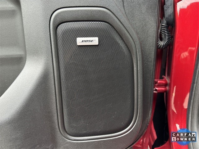 GMC Sierra 2500HD Vehicle Full-screen Gallery Image 28