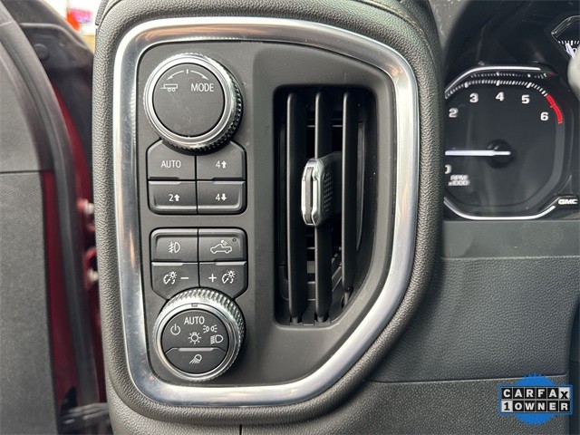 GMC Sierra 2500HD Vehicle Full-screen Gallery Image 39