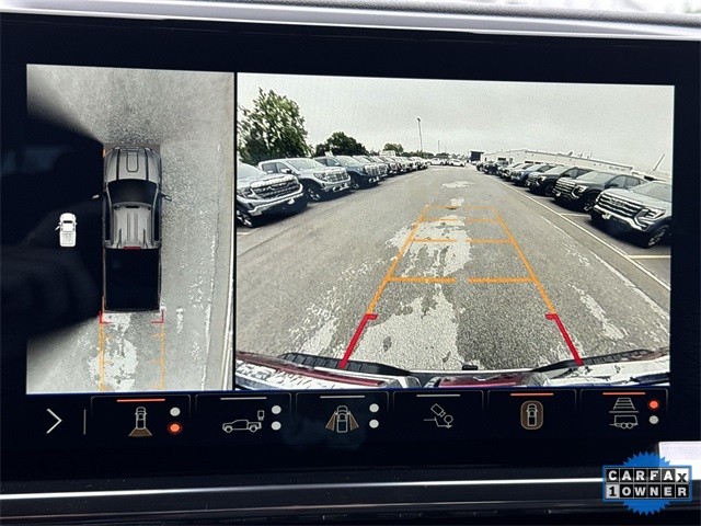 GMC Sierra 3500HD Vehicle Full-screen Gallery Image 19