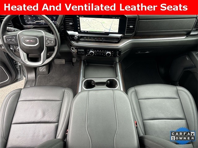 GMC Sierra 3500HD Vehicle Full-screen Gallery Image 24