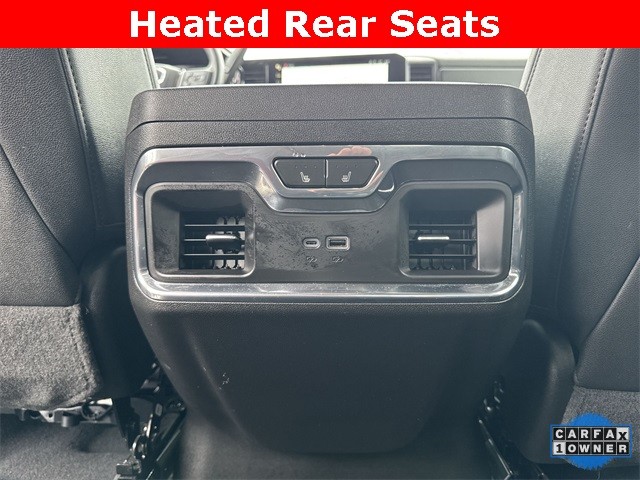 GMC Sierra 3500HD Vehicle Full-screen Gallery Image 25