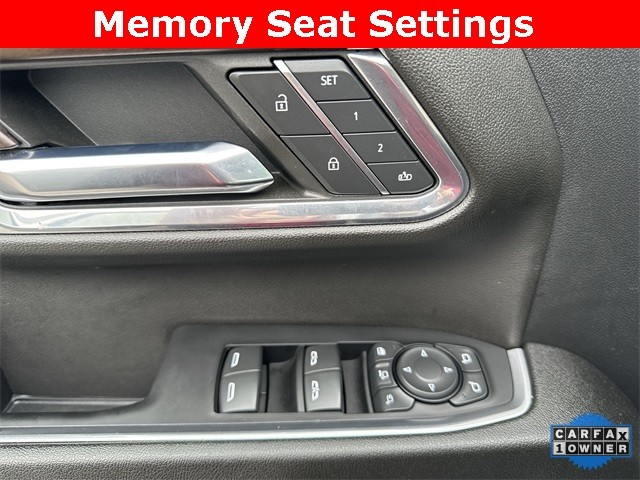 GMC Sierra 3500HD Vehicle Full-screen Gallery Image 27
