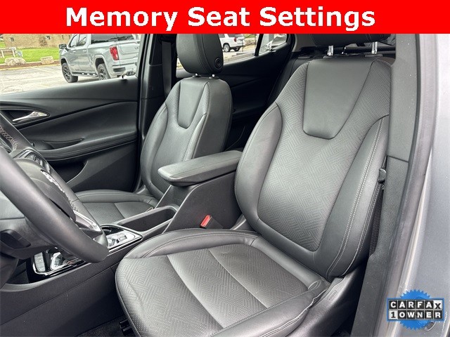 Buick Encore GX Vehicle Full-screen Gallery Image 22