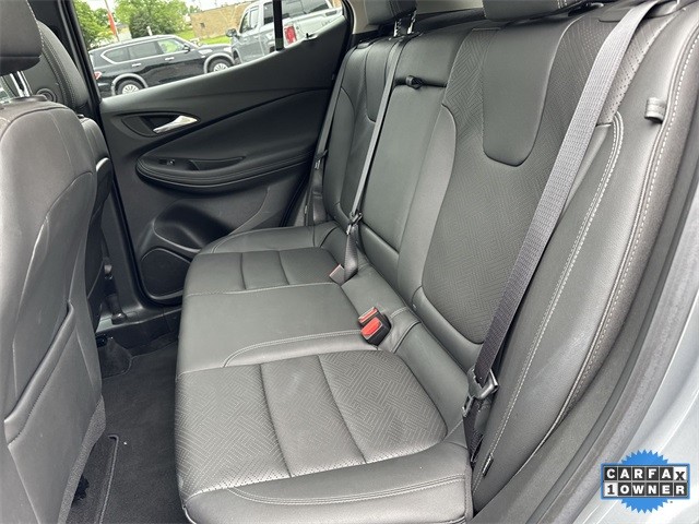 Buick Encore GX Vehicle Full-screen Gallery Image 26