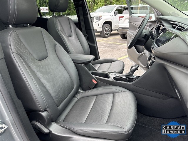 Buick Encore GX Vehicle Full-screen Gallery Image 29