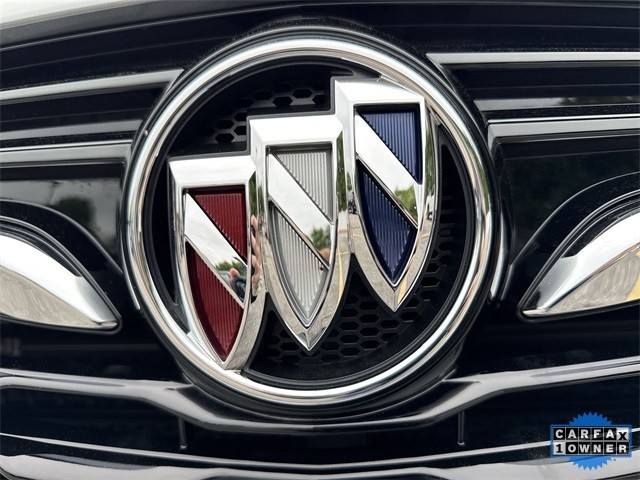 Buick Encore GX Vehicle Full-screen Gallery Image 32