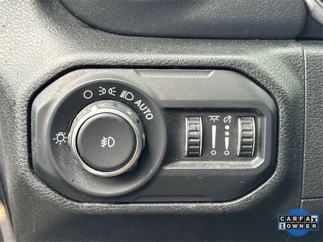 Jeep Wrangler Unlimited Vehicle Full-screen Gallery Image 38