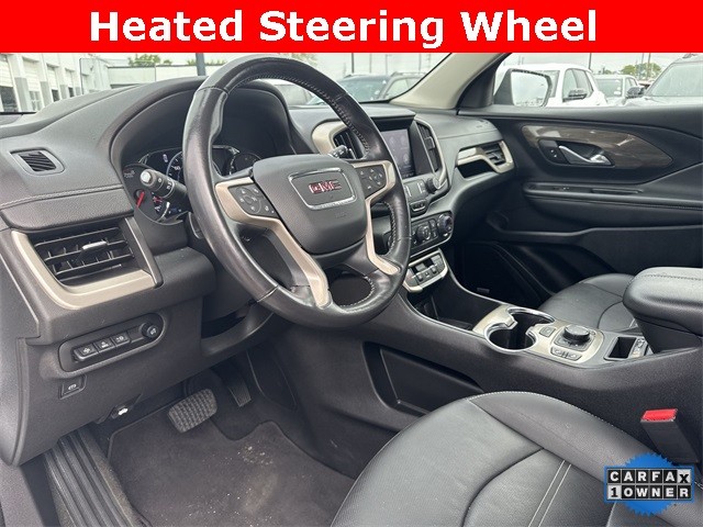 GMC Terrain Vehicle Full-screen Gallery Image 14