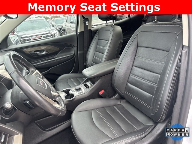 GMC Terrain Vehicle Full-screen Gallery Image 24