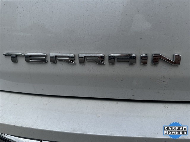 GMC Terrain Vehicle Full-screen Gallery Image 37