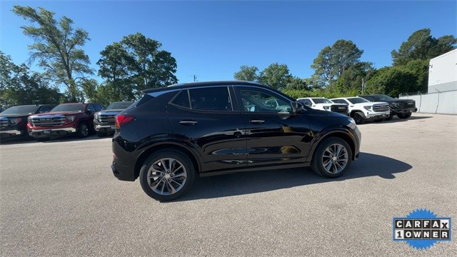 Buick Encore GX Vehicle Full-screen Gallery Image 11