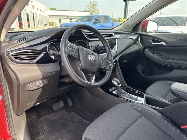 Buick Encore GX Vehicle Full-screen Gallery Image 13