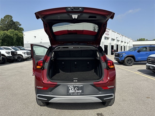 Buick Encore GX Vehicle Full-screen Gallery Image 27