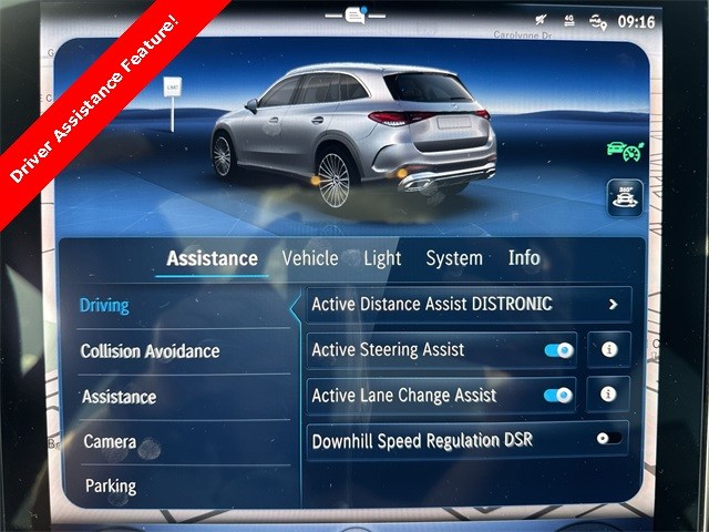Mercedes-Benz GLC Vehicle Full-screen Gallery Image 13