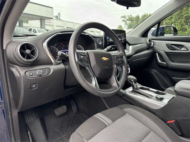 Chevrolet Blazer Vehicle Full-screen Gallery Image 13