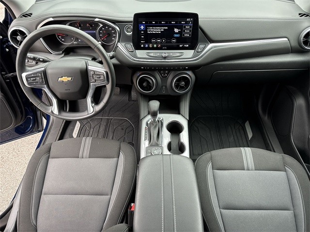 Chevrolet Blazer Vehicle Full-screen Gallery Image 23