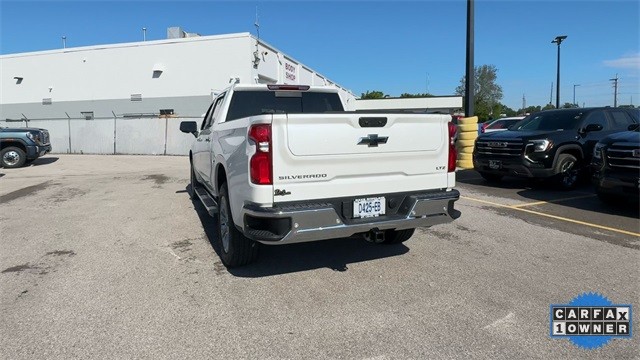 Chevrolet Silverado 1500 Vehicle Full-screen Gallery Image 09