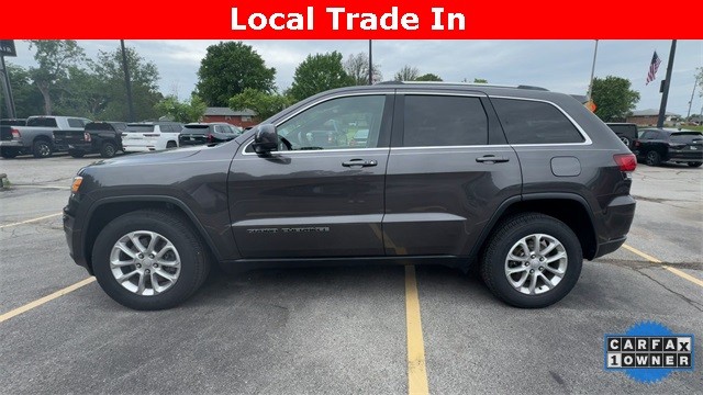 Jeep Grand Cherokee Vehicle Full-screen Gallery Image 06