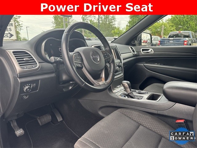 Jeep Grand Cherokee Vehicle Full-screen Gallery Image 13