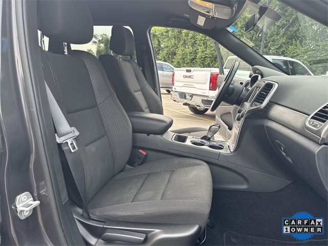 Jeep Grand Cherokee Vehicle Full-screen Gallery Image 30