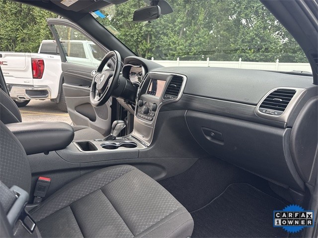 Jeep Grand Cherokee Vehicle Full-screen Gallery Image 31