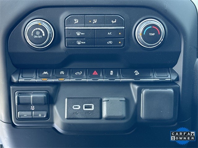 Chevrolet Silverado 1500 Vehicle Full-screen Gallery Image 21