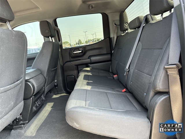 Chevrolet Silverado 1500 Vehicle Full-screen Gallery Image 27