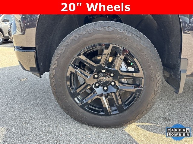 Chevrolet Silverado 1500 Vehicle Full-screen Gallery Image 35