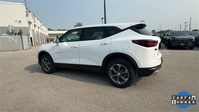 Chevrolet Blazer Vehicle Full-screen Gallery Image 07