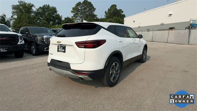 Chevrolet Blazer Vehicle Full-screen Gallery Image 10