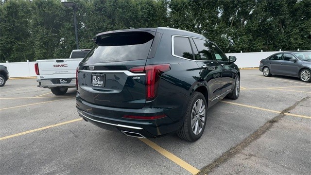 Cadillac XT6 Vehicle Full-screen Gallery Image 10