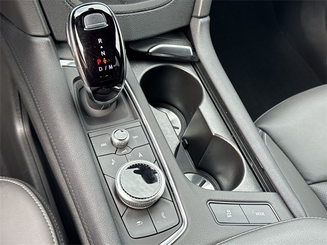 Cadillac XT6 Vehicle Full-screen Gallery Image 20