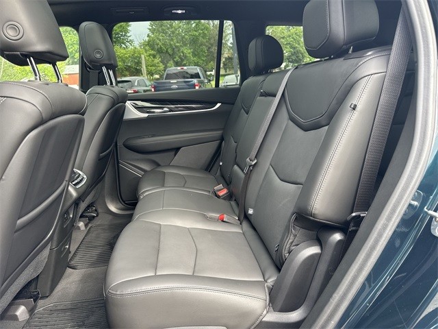 Cadillac XT6 Vehicle Full-screen Gallery Image 30