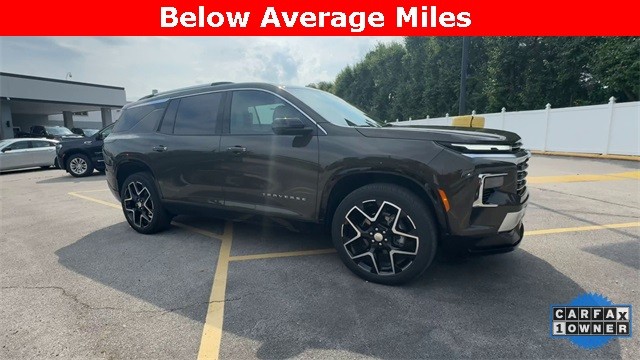 Chevrolet Traverse Vehicle Full-screen Gallery Image 02