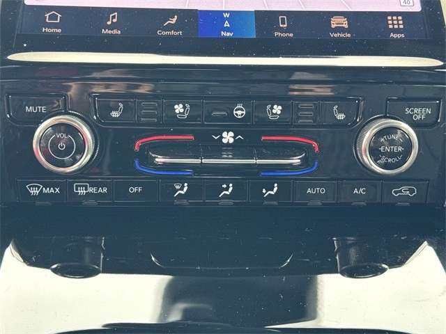 Jeep Grand Cherokee L Vehicle Full-screen Gallery Image 22