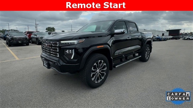 GMC Canyon Vehicle Full-screen Gallery Image 05