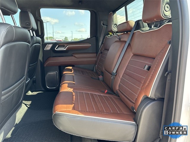 GMC Sierra 1500 Vehicle Full-screen Gallery Image 30