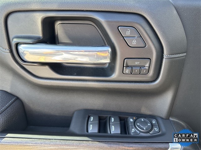 GMC Sierra 1500 Limited Vehicle Full-screen Gallery Image 28