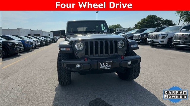 Jeep Wrangler Vehicle Full-screen Gallery Image 03