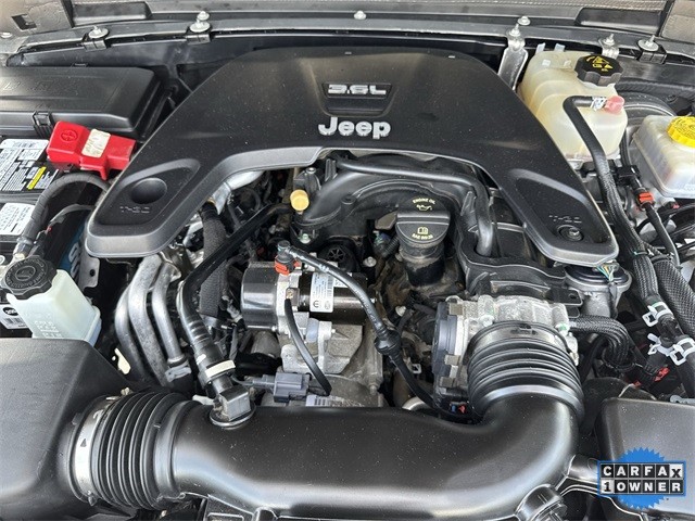Jeep Wrangler Vehicle Full-screen Gallery Image 33