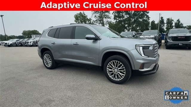 GMC Acadia Vehicle Full-screen Gallery Image 02