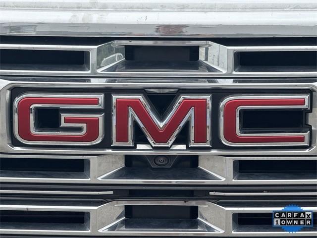GMC Acadia Vehicle Full-screen Gallery Image 36