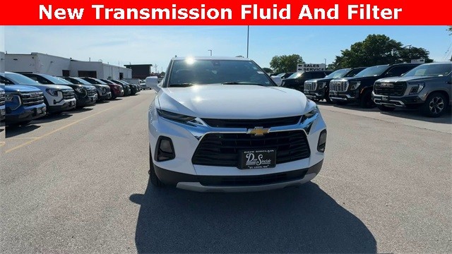 Chevrolet Blazer Vehicle Full-screen Gallery Image 03
