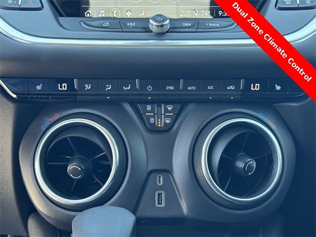 Chevrolet Blazer Vehicle Full-screen Gallery Image 21