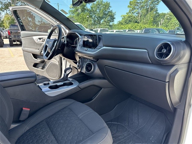 Chevrolet Blazer Vehicle Full-screen Gallery Image 31