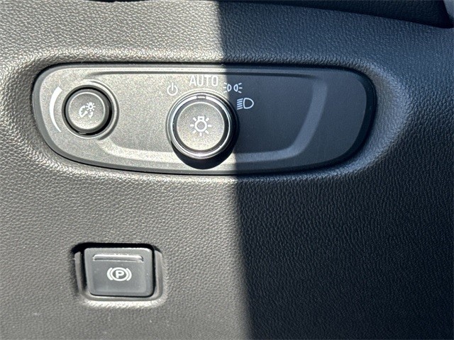 Chevrolet Blazer Vehicle Full-screen Gallery Image 37