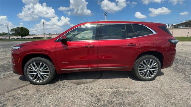 Buick Enclave Vehicle Full-screen Gallery Image 05