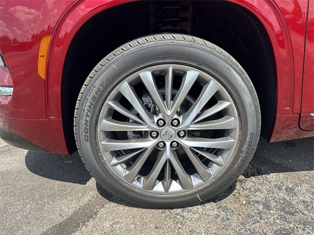 Buick Enclave Vehicle Full-screen Gallery Image 10