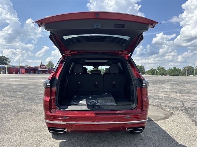 Buick Enclave Vehicle Full-screen Gallery Image 25